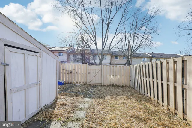 $464,900 | 601 Clearwater Court, Herndon, VA 20170