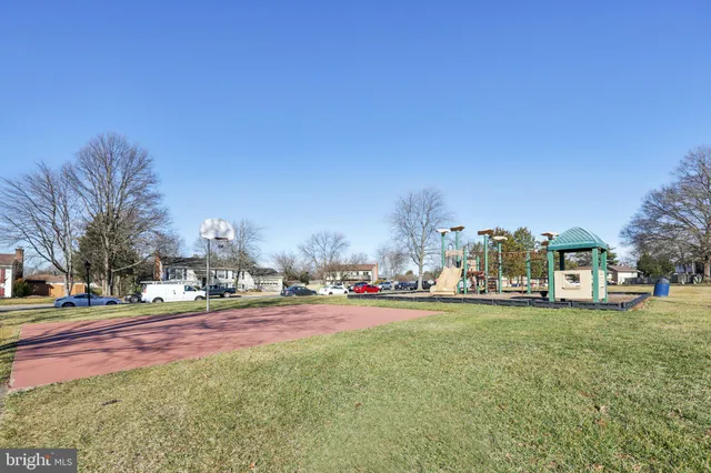 $464,900 | 601 Clearwater Court, Herndon, VA 20170