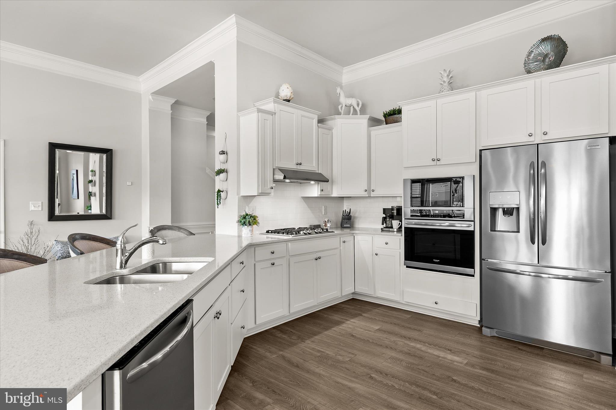 15384 Crape Myrtle Road Milton, DE 19968 - Photo 11 of 81 Gas Cooktop, Stainless Appliances