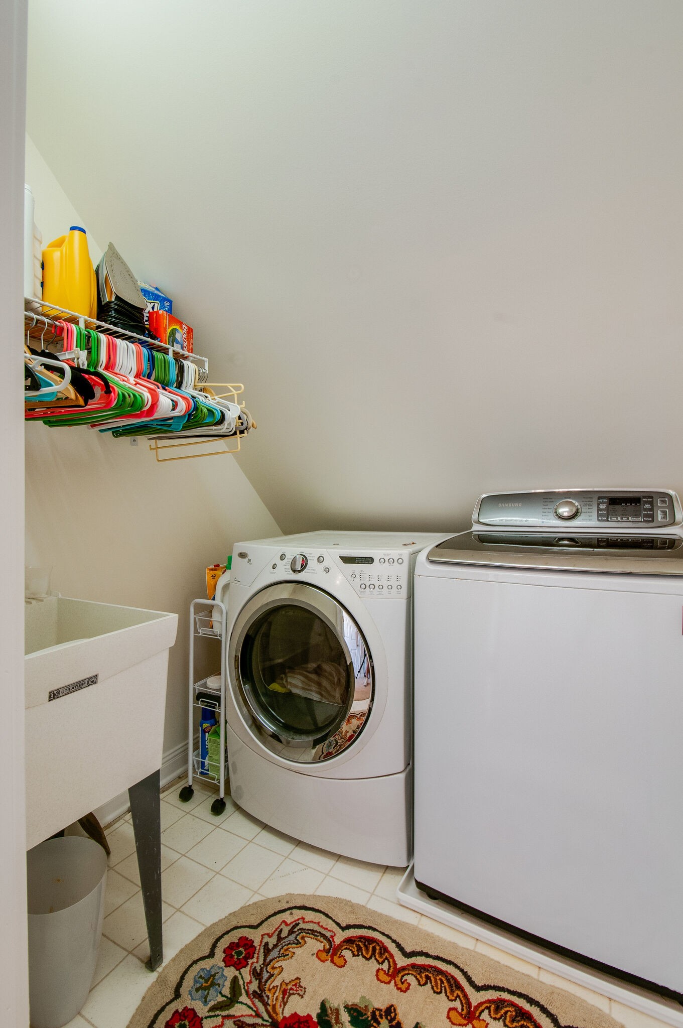 302 Page Road Nashville, TN 37205 - Photo 37 of 42 a utility room with dryer and washer