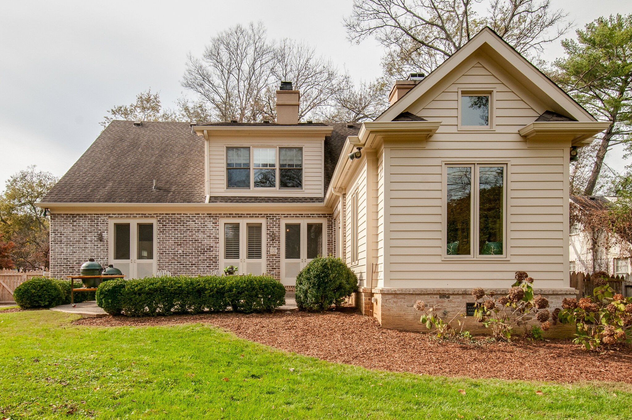 302 Page Road Nashville, TN 37205 - Photo 42 of 42 a front view of a house with a yard