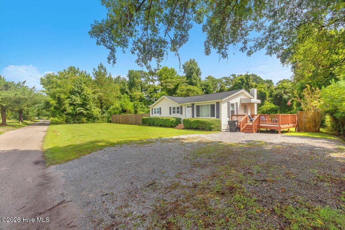 134 Old Freeman Road Swansboro, NC 28584 - Photo 5 of 28 Gallery Image 5
