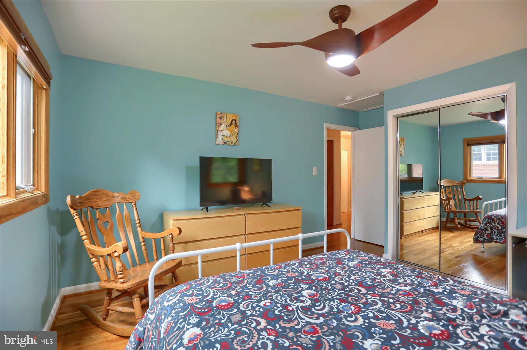 6002 Roland Avenue Baltimore, MD 21210 - Photo 22 of 49 Second Bedroom