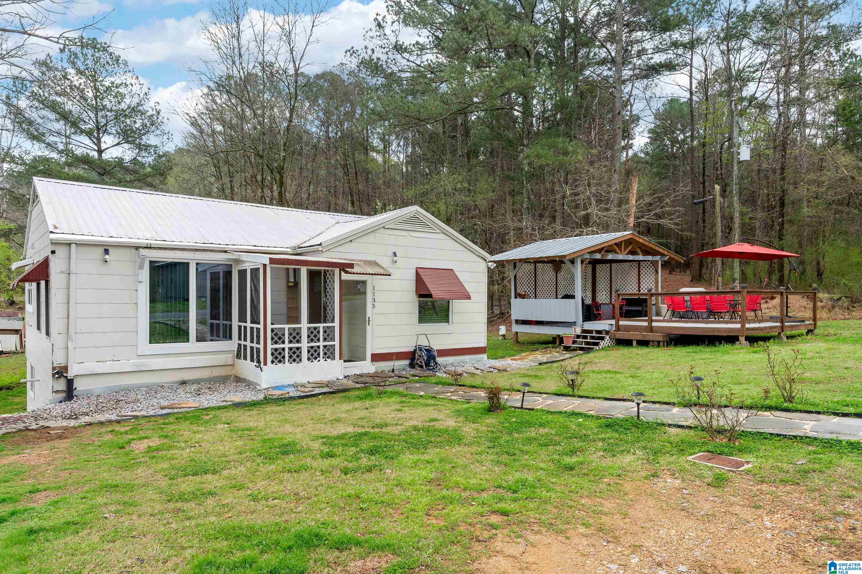 1135 Berry Street Southeast Leeds, AL 35094 - Photo 9 of 42