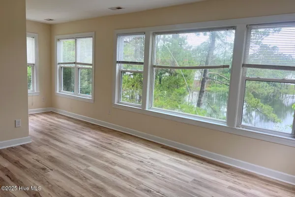 $1,995 | 1032 Lake Norman Lane, Leland, NC 28451