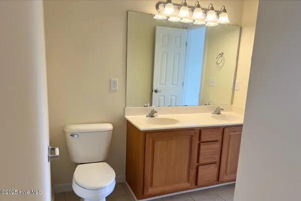 $1,995 | 1032 Lake Norman Lane, Leland, NC 28451