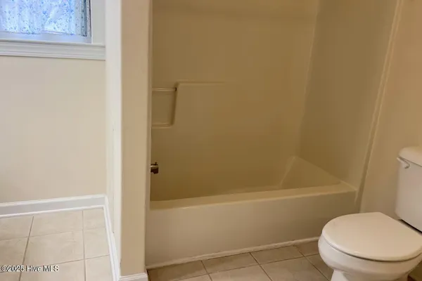 $1,995 | 1032 Lake Norman Lane, Leland, NC 28451