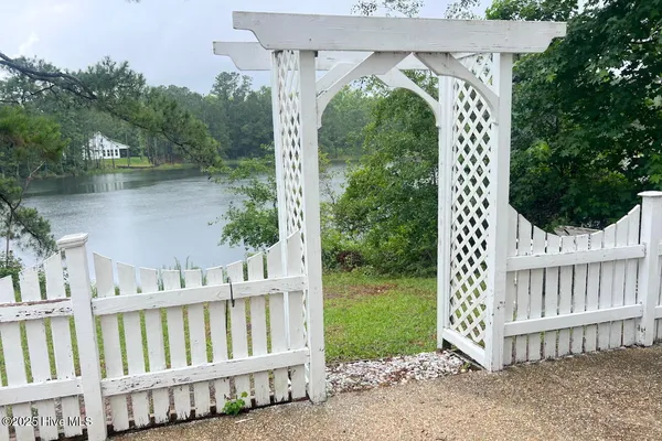 $1,995 | 1032 Lake Norman Lane, Leland, NC 28451