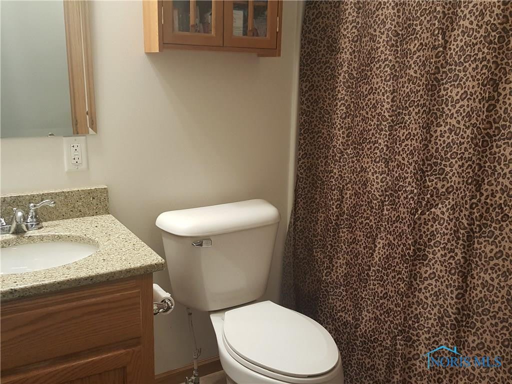 1755 Ambleside Road Oregon, OH 43616 - Photo 15 of 18 Gallery Image 15