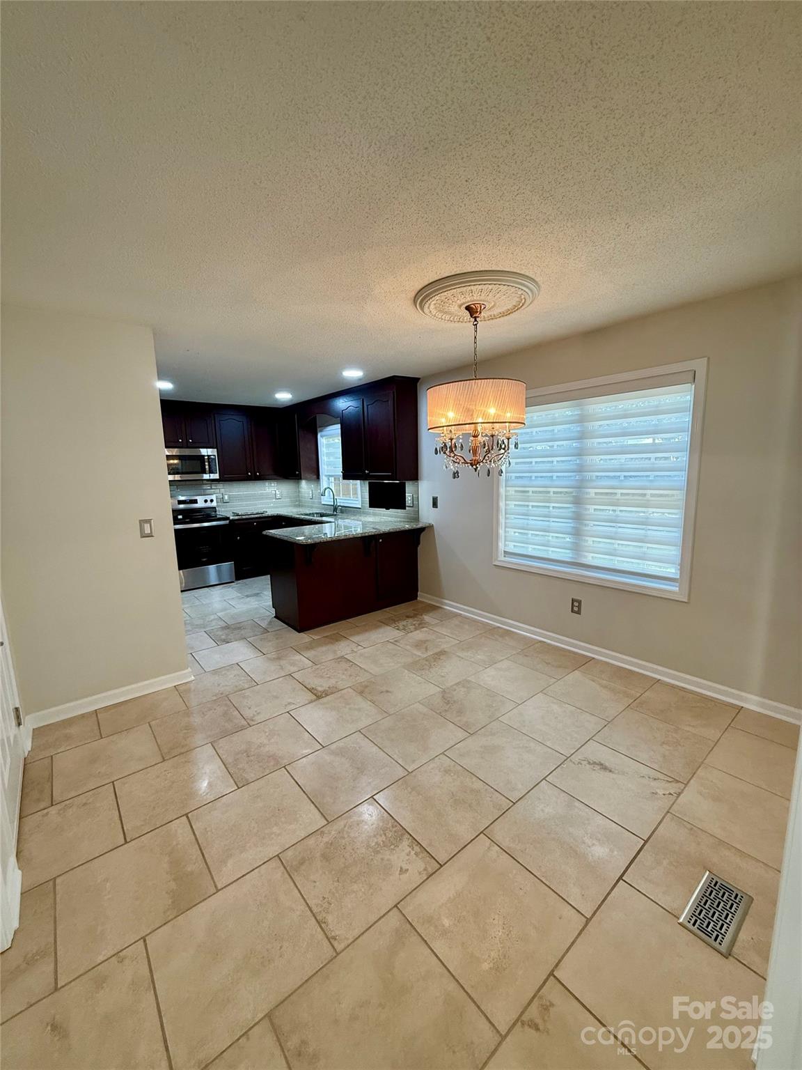 2090 Summerfield Circle Conover, NC 28613 - Photo 17 of 21 Gallery Image 17
