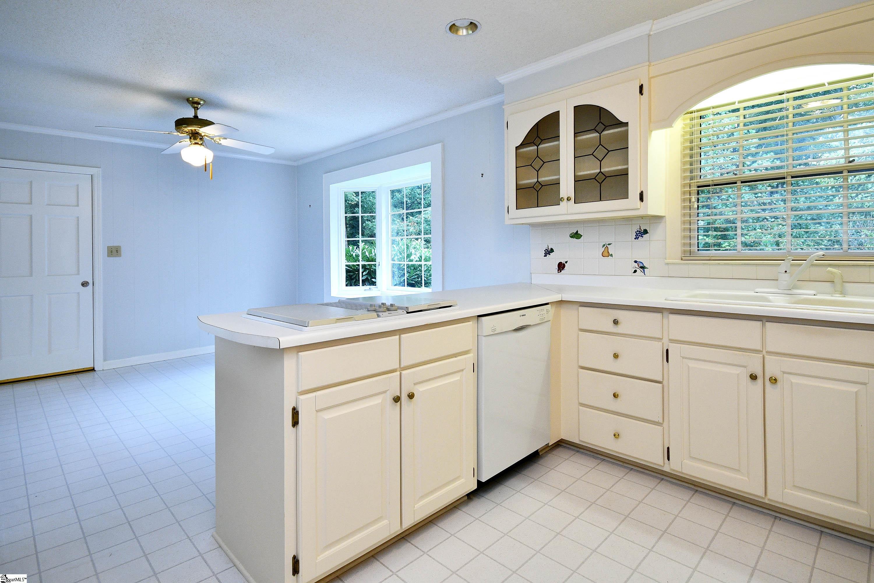 1113 Fox Squirrel Ridge Road Pickens, SC 29671 - Photo 24 of 34