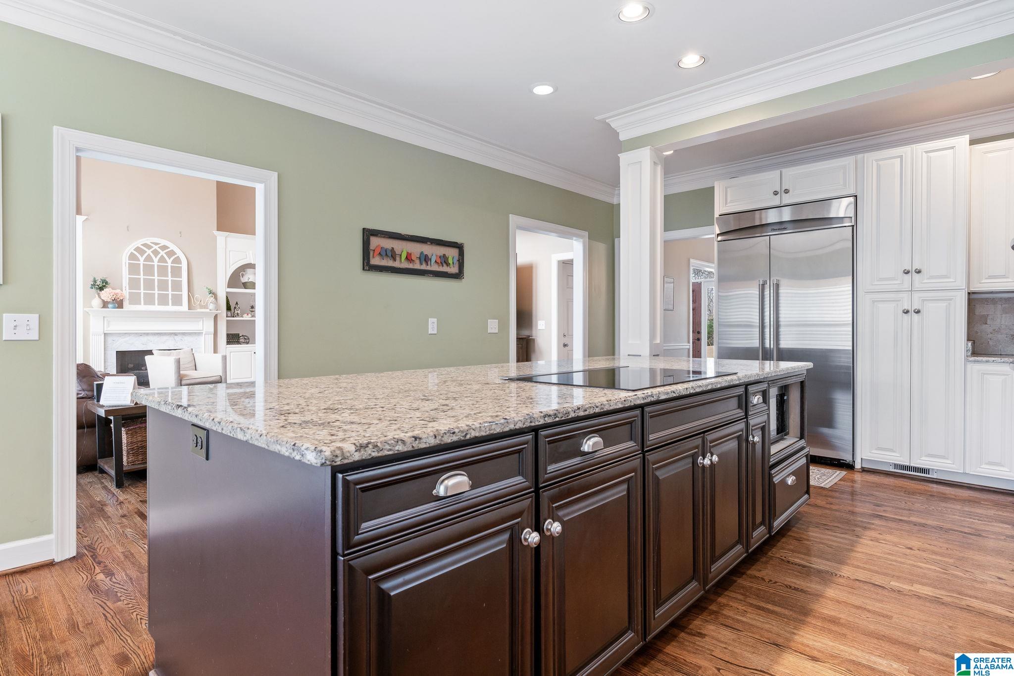 2701 Ridge Crest Circle Birmingham, AL 35243 - Photo 14 of 64