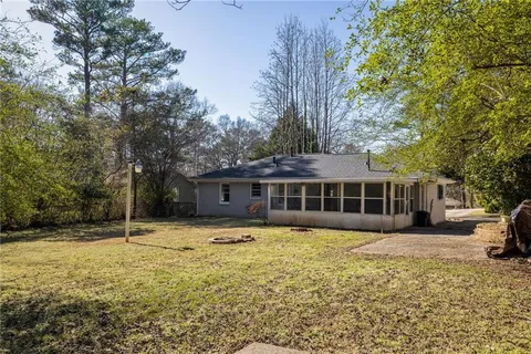$275,000 | 2886 Horse Shoe Drive, Atlanta, GA 30316