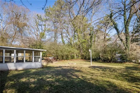 $275,000 | 2886 Horse Shoe Drive, Atlanta, GA 30316