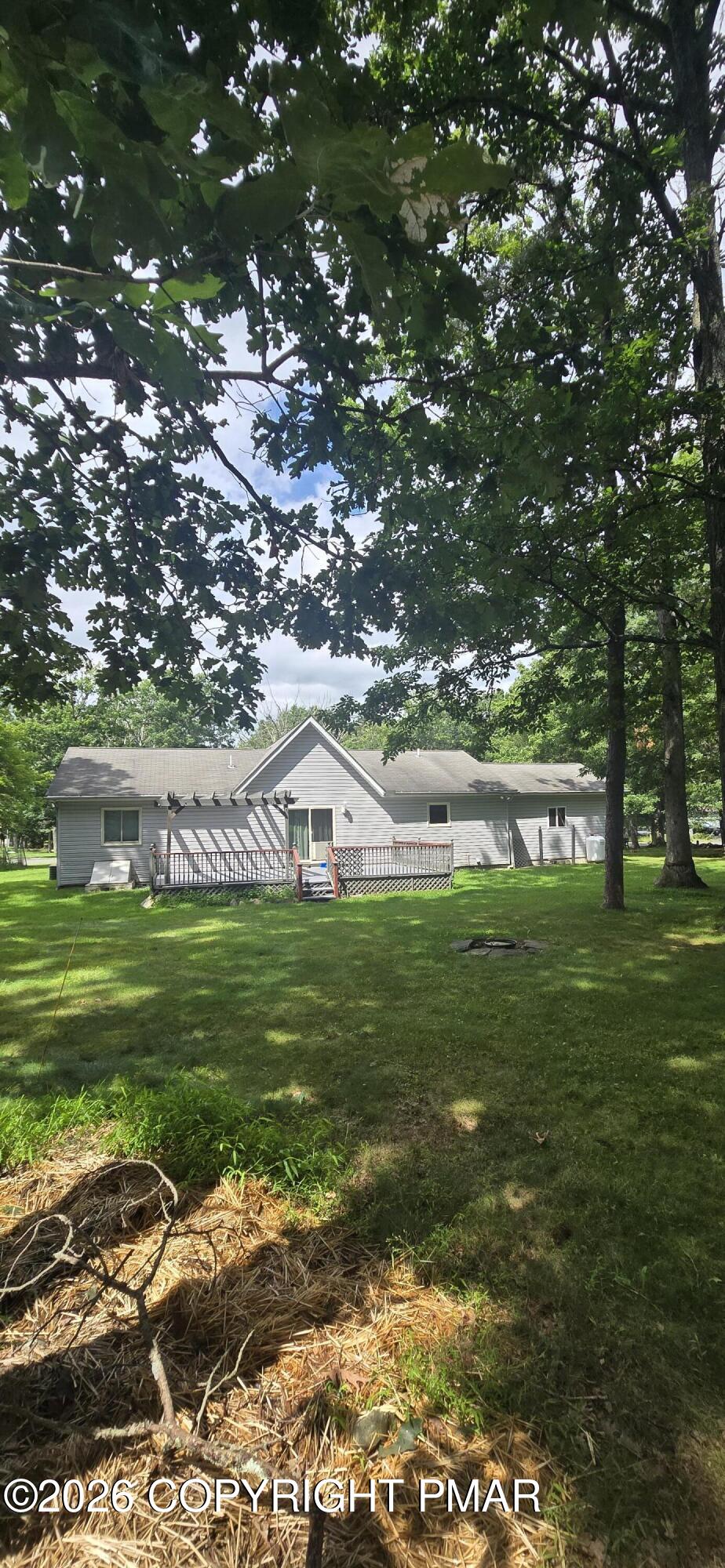 513 Gandolf Road Tamiment, PA 18371 - Photo 38 of 41 1000042003