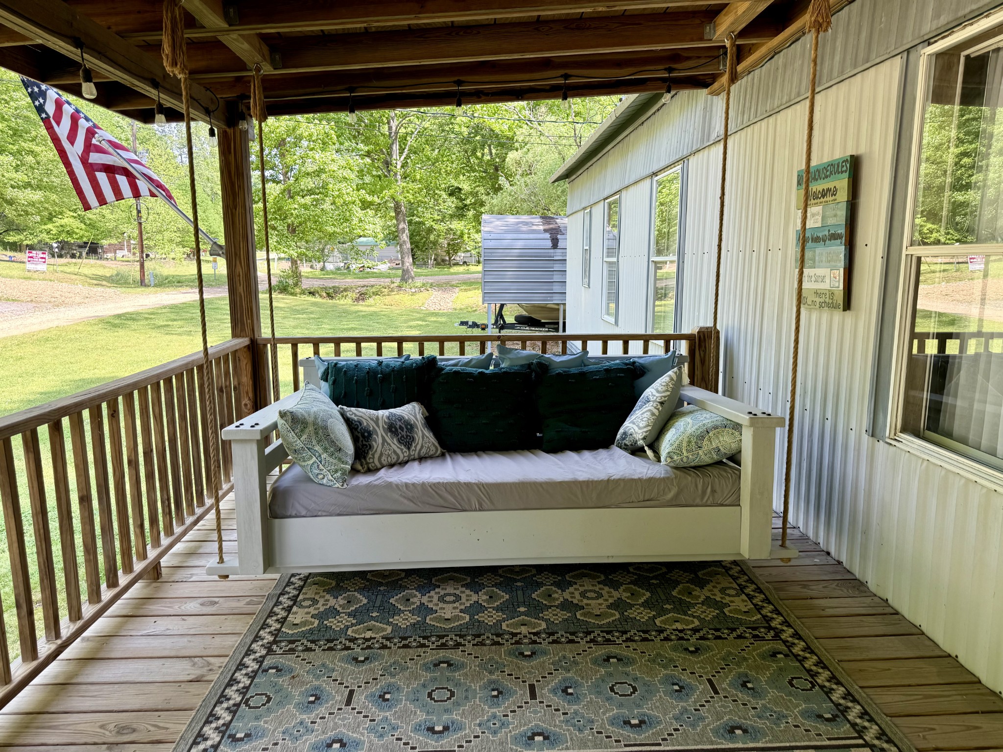 118 Haylee Road Waverly, TN 37185 - Photo 2 of 24