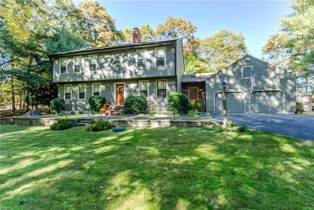 $674,900 | 20 Heather Lane, Scituate, RI 02825