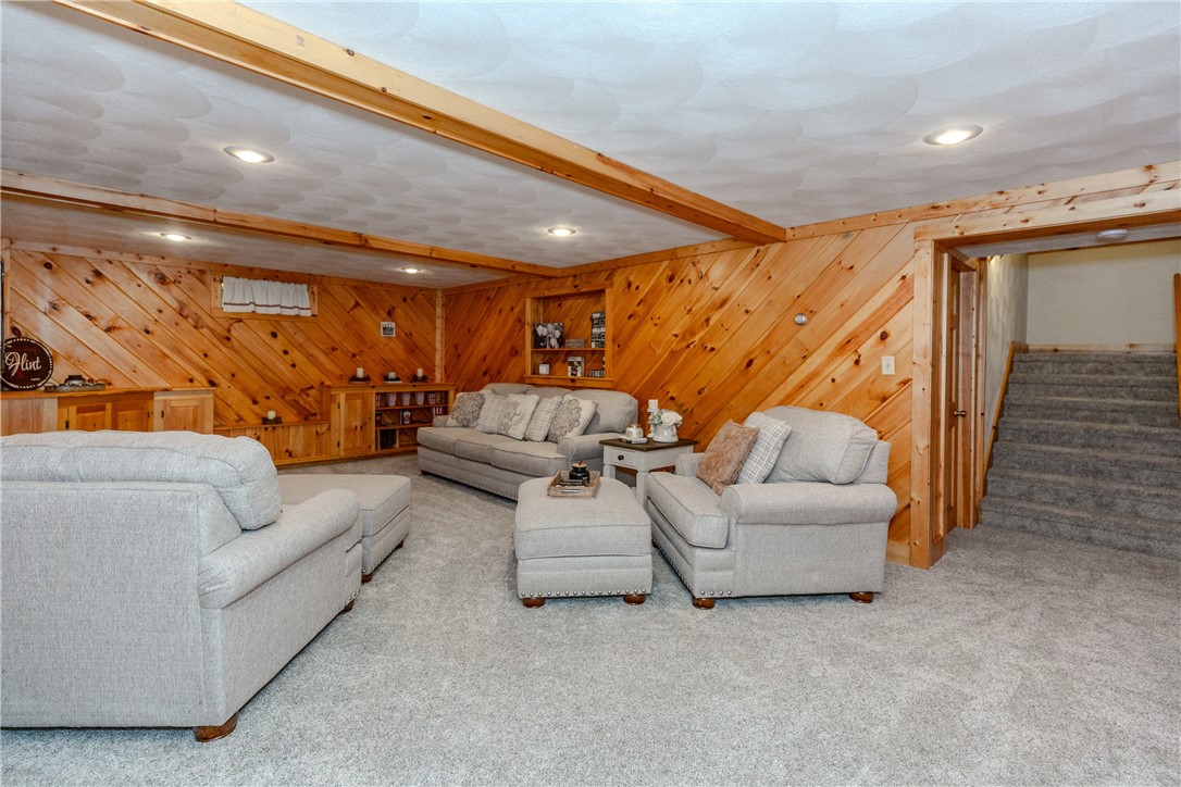 20 Heather Lane Scituate, RI 02825 - Photo 38 of 48