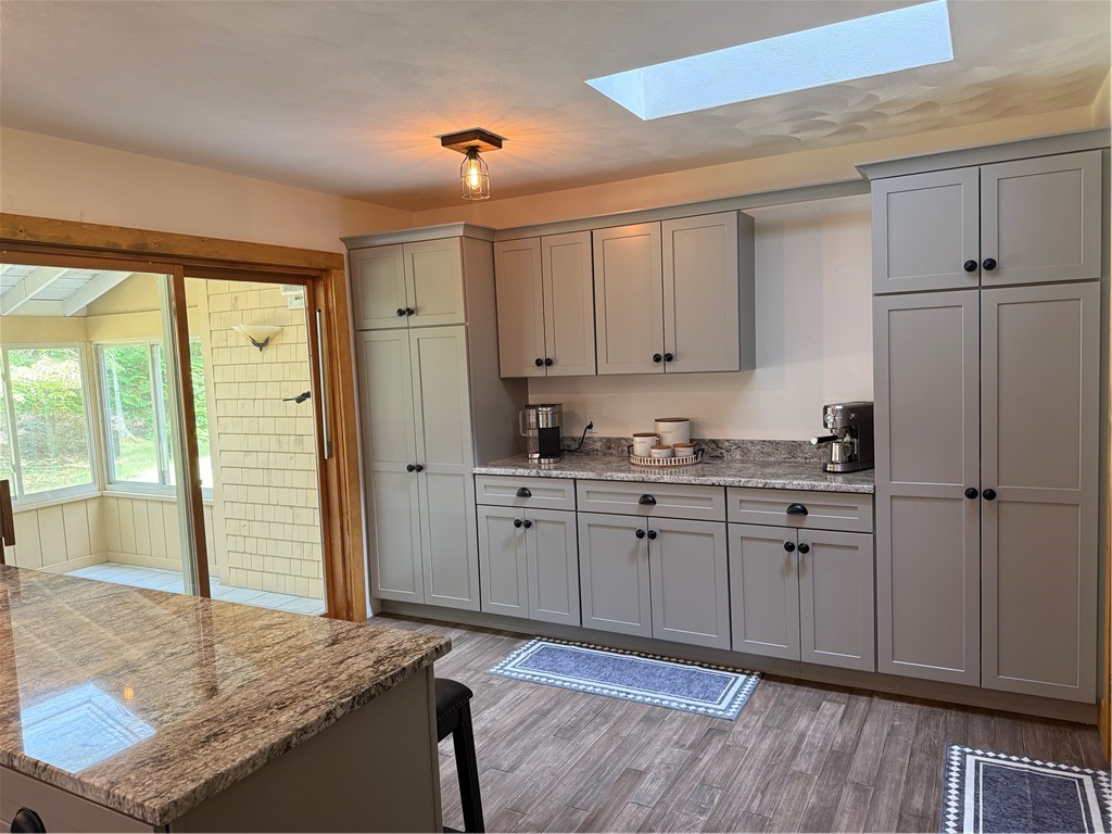 20 Heather Lane Scituate, RI 02825 - Photo 6 of 48