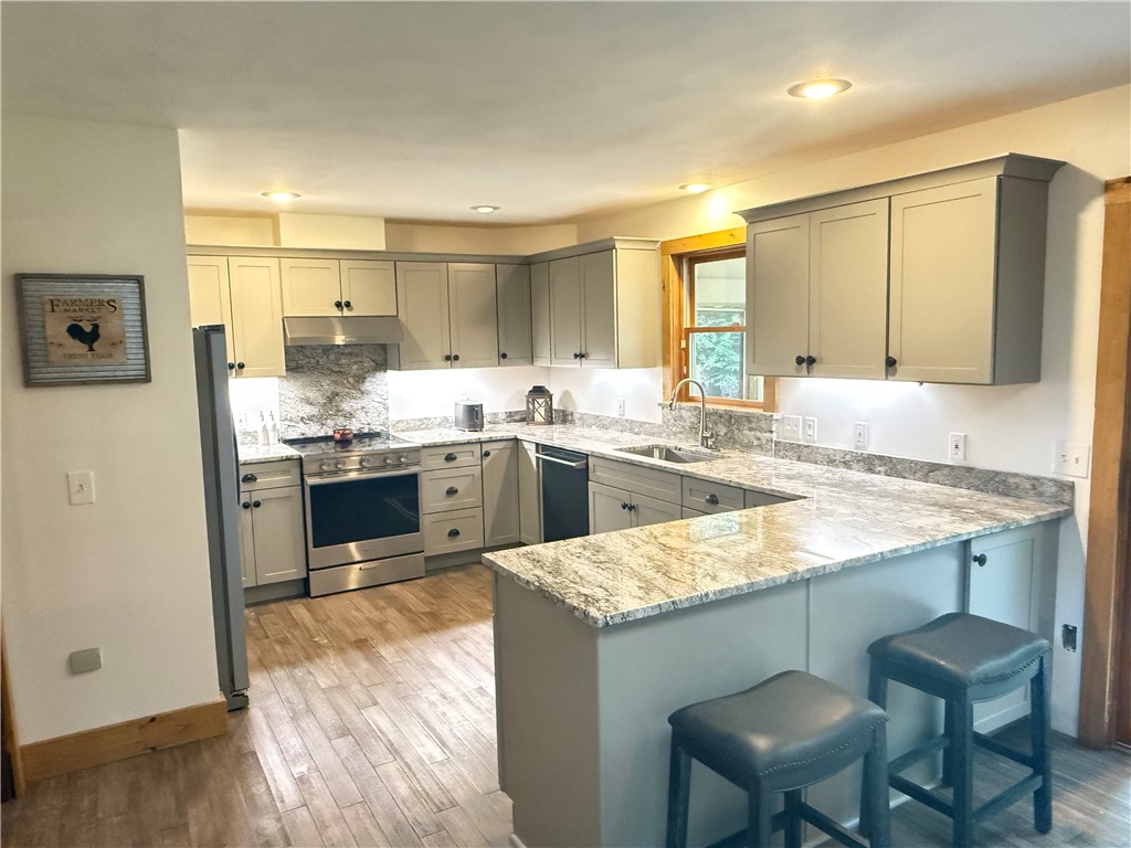 20 Heather Lane Scituate, RI 02825 - Photo 10 of 48