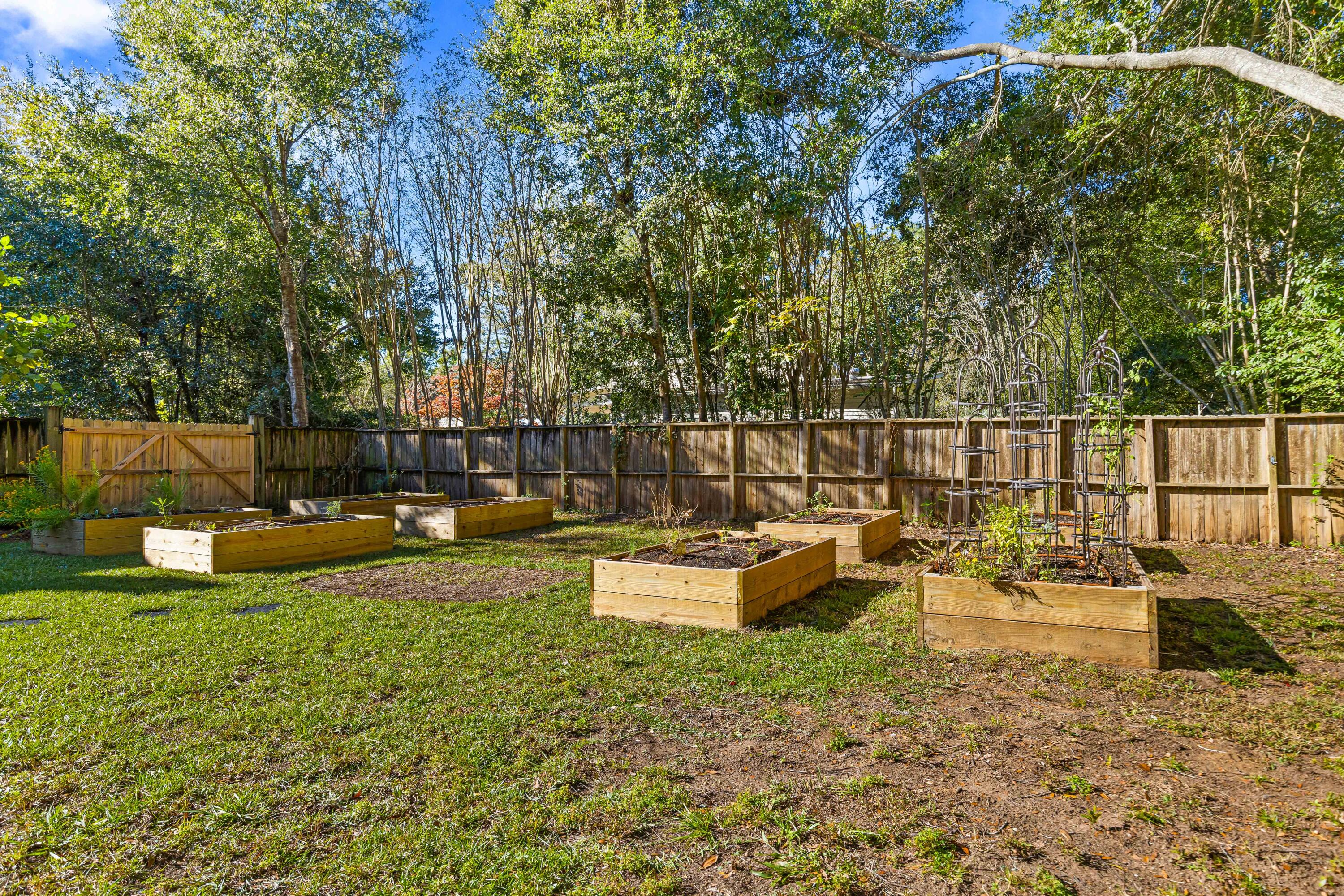 1138 Cottage Road Charleston, SC 29412 - Photo 29 of 39 1138-Cottage-37