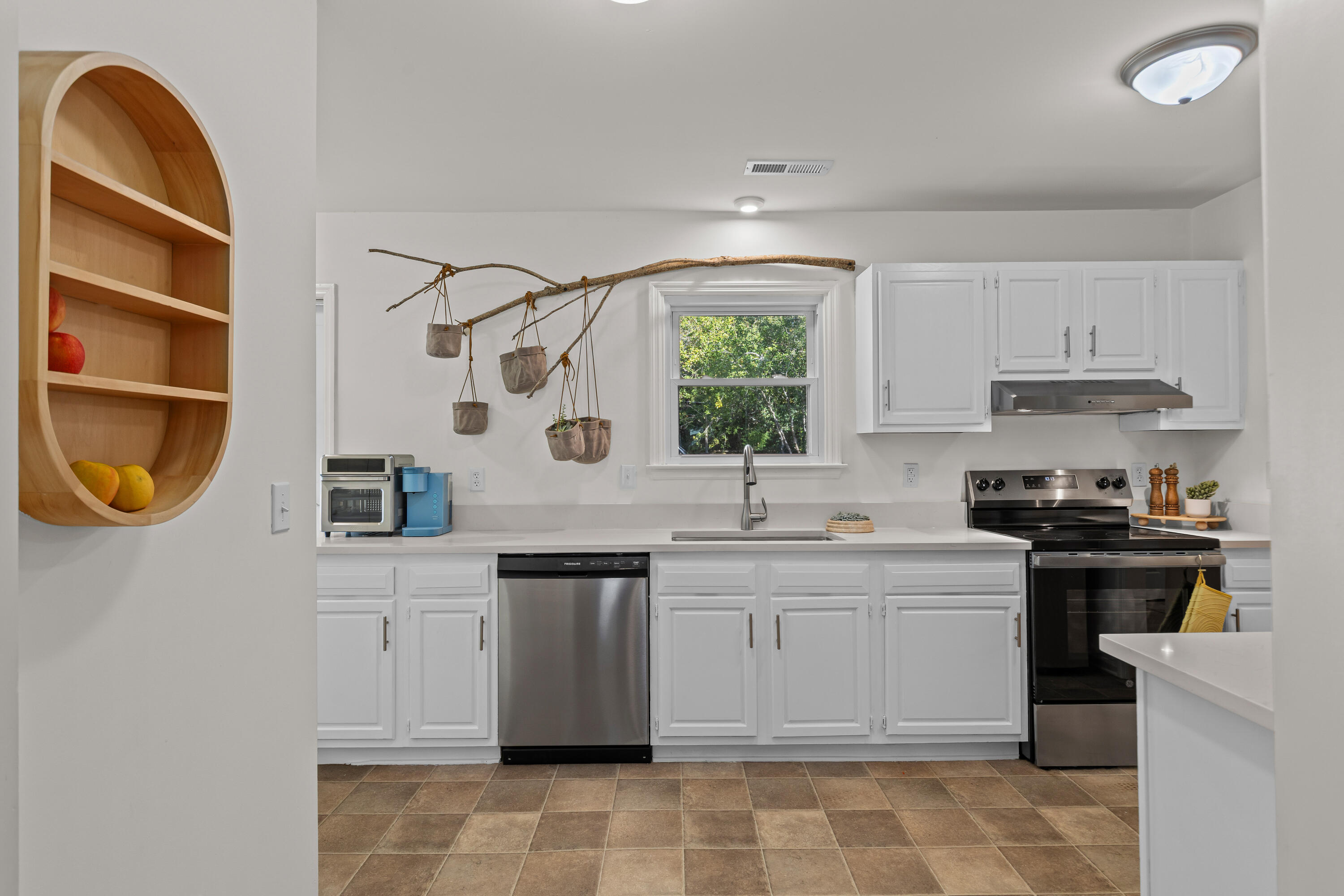 1138 Cottage Road Charleston, SC 29412 - Photo 9 of 39 1138-Cottage-14