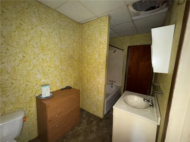 $39,000 | 226 Ridge Avenue, Kittanning, PA 16201