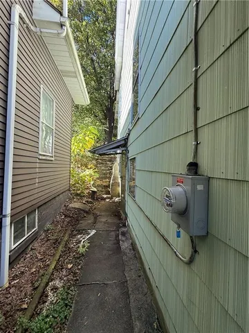 $39,000 | 226 Ridge Avenue, Kittanning, PA 16201