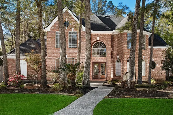 $1,298,000 | 38 Eagle Terrace, The Woodlands, TX 77381