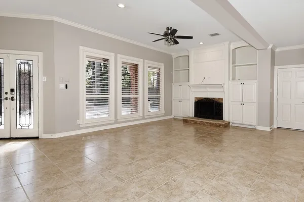 $1,298,000 | 38 Eagle Terrace, The Woodlands, TX 77381