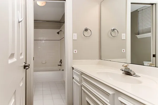 $1,298,000 | 38 Eagle Terrace, The Woodlands, TX 77381