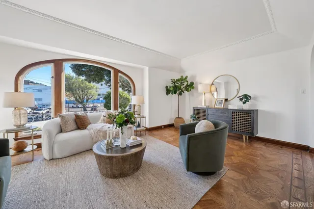 $995,000 | 1558 Alemany Boulevard, San Francisco, CA 94112