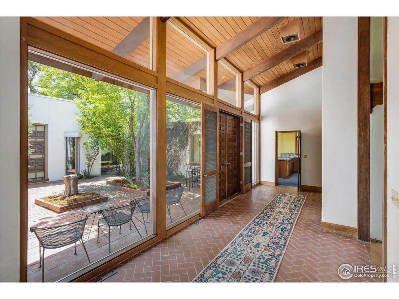 400 Ord Drive Boulder, CO 80303 - Photo 11 of 39 Vaulted ceilings