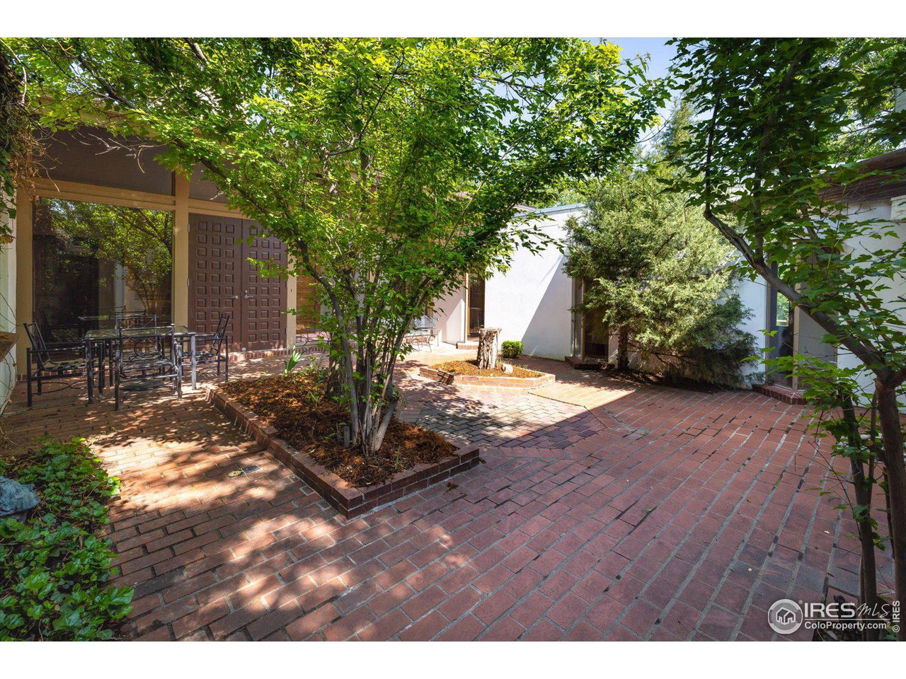 400 Ord Drive Boulder, CO 80303 - Photo 9 of 39 Gorgeous central courtyard