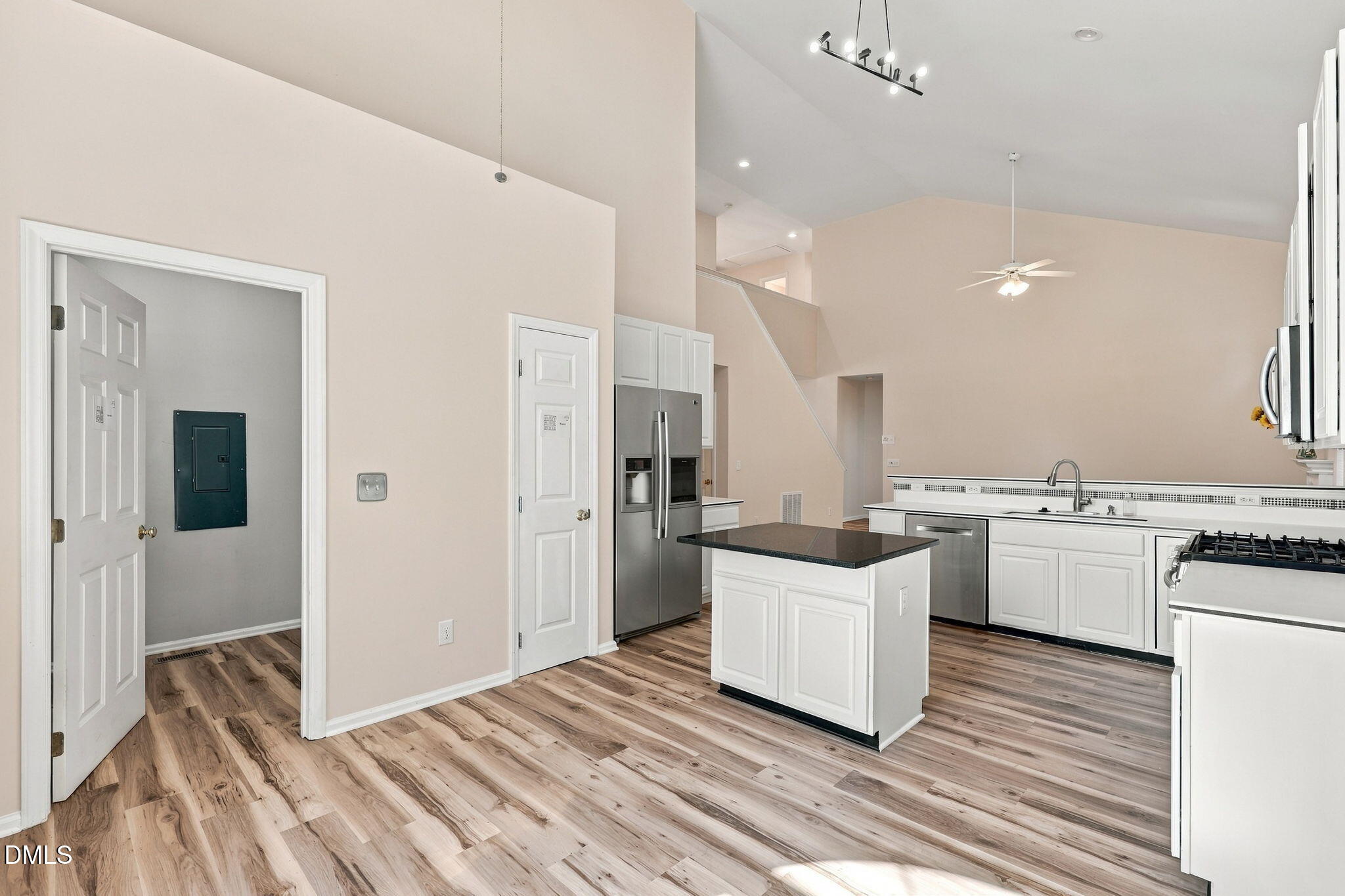 13112 Elmleaf Court Raleigh, NC 27614 - Photo 17 of 48 Kitchen