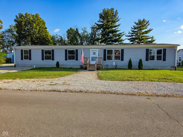 $235,000 | 969 Southeast A Street, Linton, IN 47441