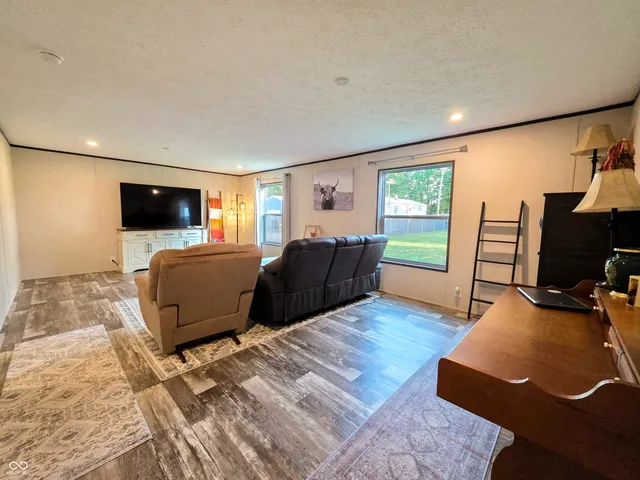 $235,000 | 969 Southeast A Street, Linton, IN 47441