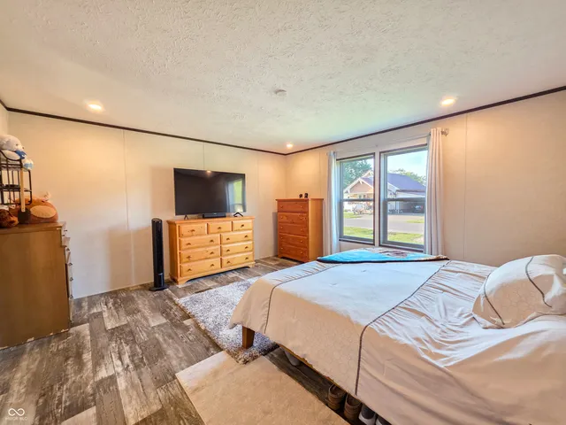 $235,000 | 969 Southeast A Street, Linton, IN 47441