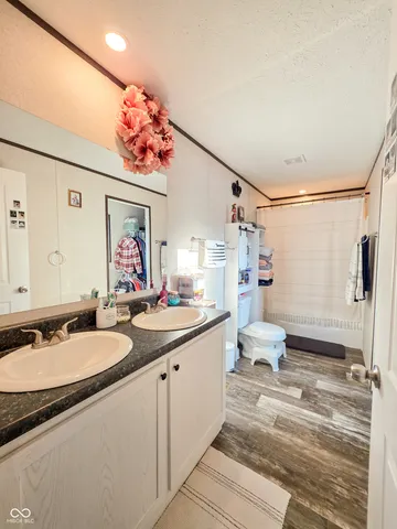 $235,000 | 969 Southeast A Street, Linton, IN 47441