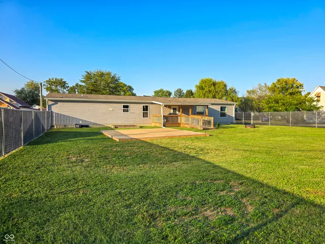 $235,000 | 969 Southeast A Street, Linton, IN 47441