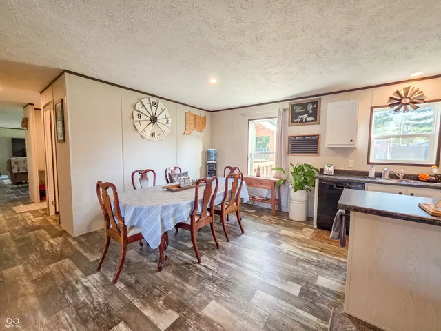 $235,000 | 969 Southeast A Street, Linton, IN 47441