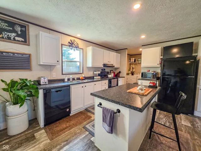 $235,000 | 969 Southeast A Street, Linton, IN 47441