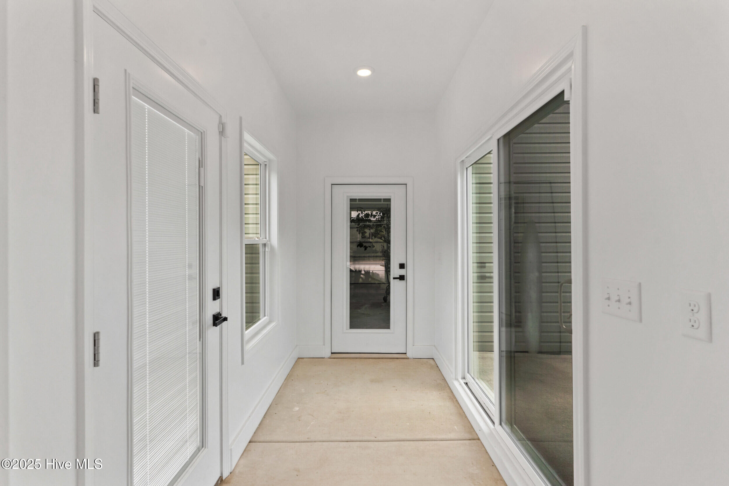 268 Old Folkstone Road Holly Ridge, NC 28445 - Photo 20 of 41 23
