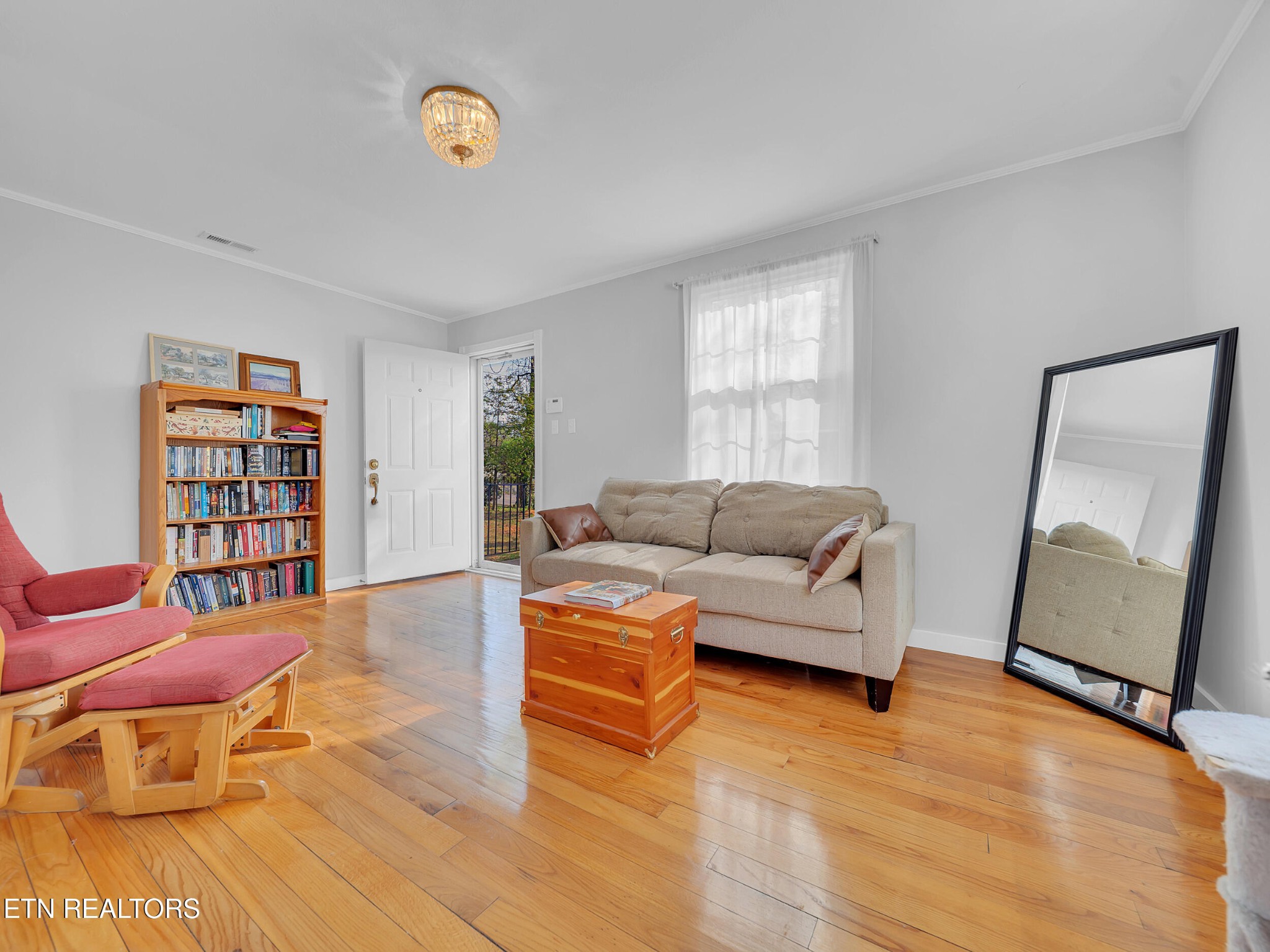 4903 Inskip Road Knoxville, TN 37912 - Photo 5 of 31 Gallery Image 5