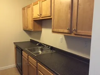 $1,965 | 80 Sentinel Court, Unit 206, Manchester, NH 03103