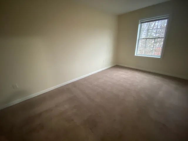 $1,965 | 80 Sentinel Court, Unit 206, Manchester, NH 03103