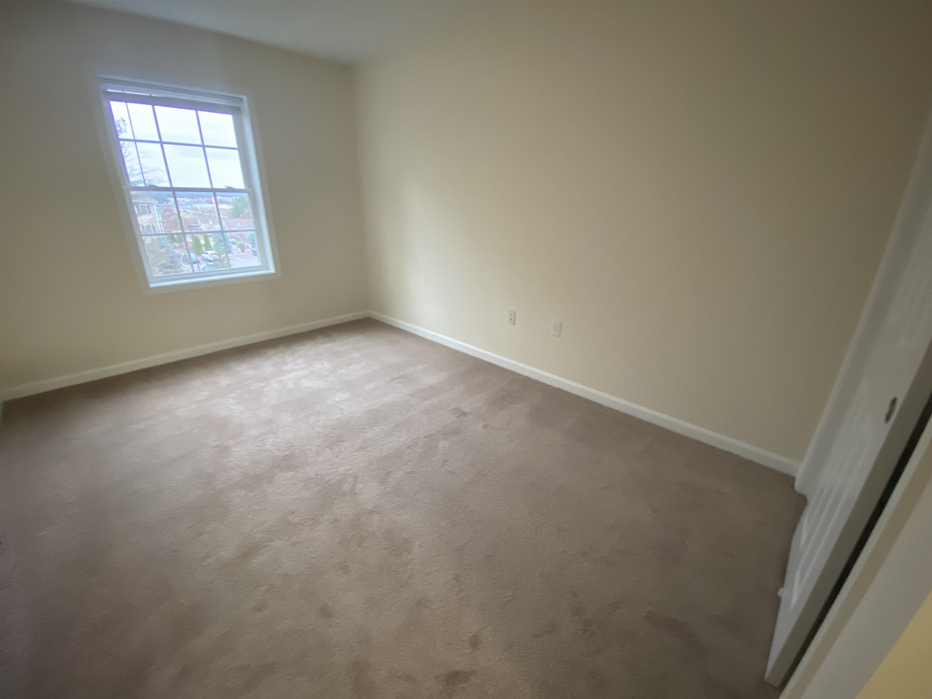 80 Sentinel Court, Unit 206 Manchester, NH 03103 - Photo 35 of 46