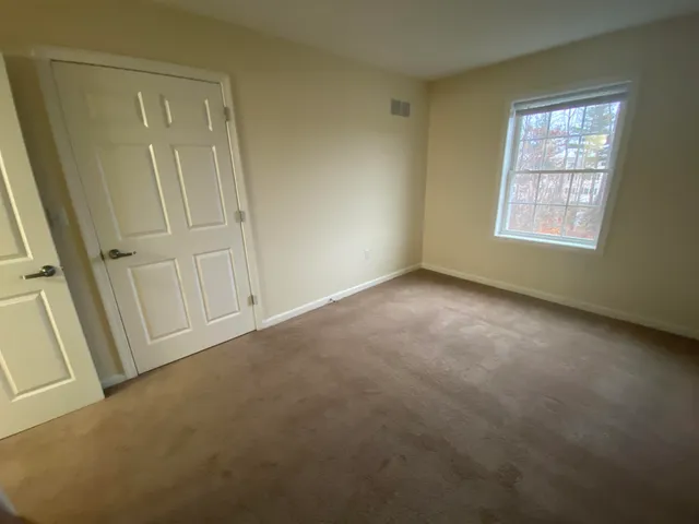 $1,965 | 80 Sentinel Court, Unit 206, Manchester, NH 03103