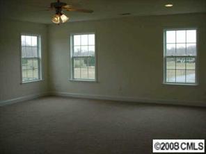 5402-1 Griffith Road Monroe, NC 28112 - Photo 8 of 8 an empty room with a window