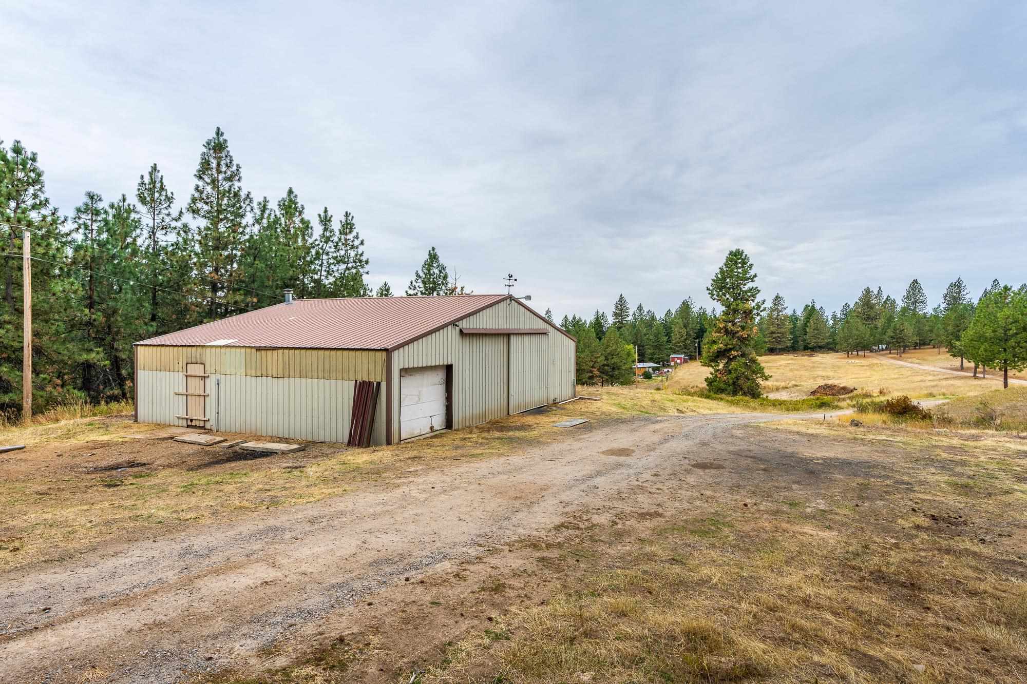 26320 North Jackson Road Chattaroy, WA 99003 - Photo 31 of 45